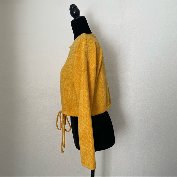 🌻 Comfy Sweater - Picture 3 of 4